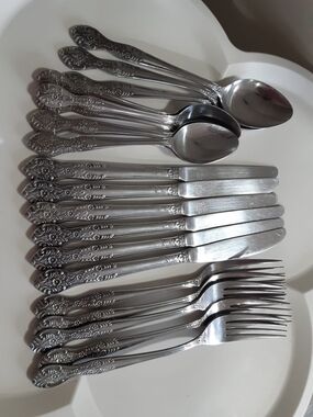 Vintage Stainless Steel Silver Flatware Set - Classic Ornate Pattern